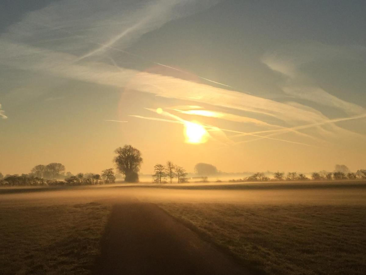 Koenigsgut Emmericher Eyland คาลคาร์ ภายนอก รูปภาพ